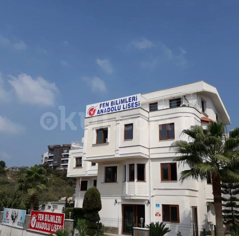 Özel Adana Favori Fen Bilimleri Anadolu Lisesi - 1