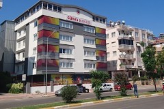 Antalya Konyaaltı Güneş Koleji Ortaokulu Kampüsü