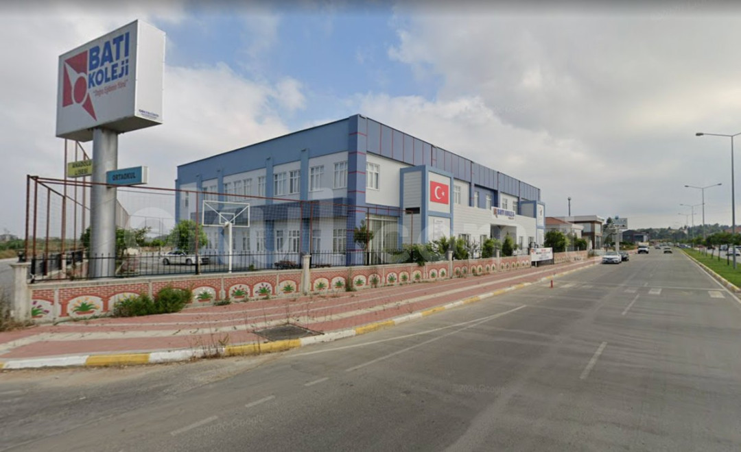 Özel Antalya Batı Koleji Ortaokulu - 1