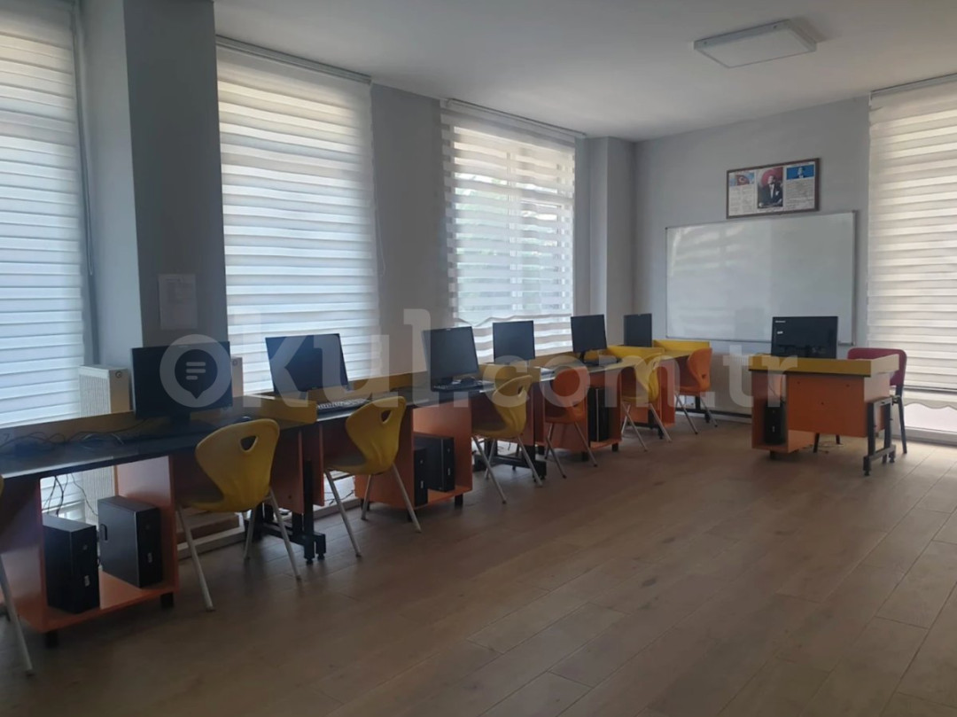 Özel Sultanbeyli Kayra Yazılım Lisesi - 4