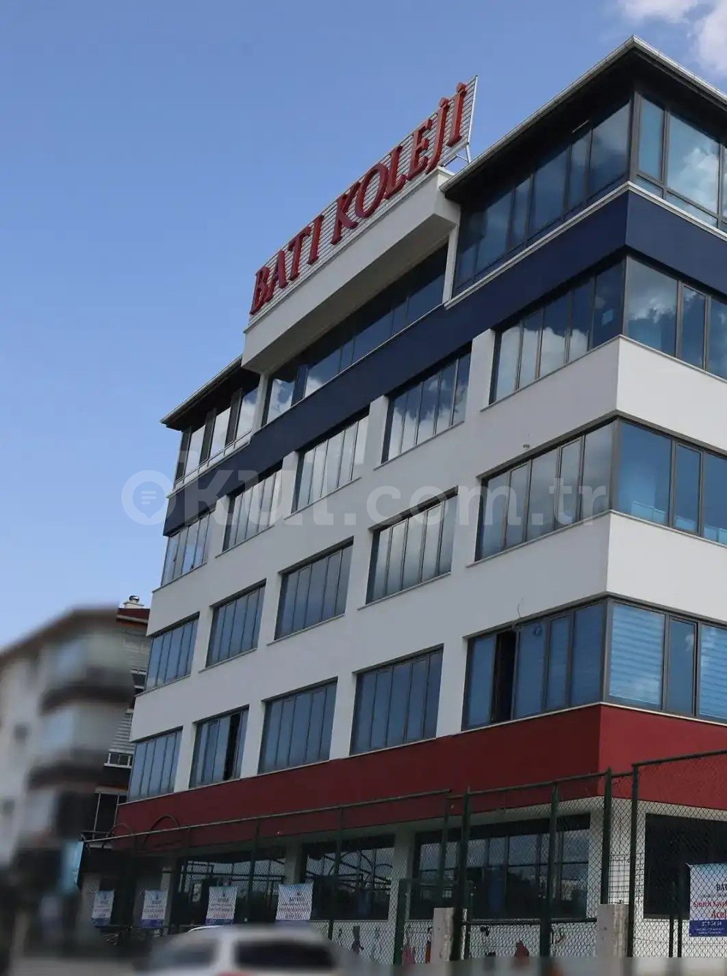 Özel Yeşilova Batı Koleji Ortaokulu - 2