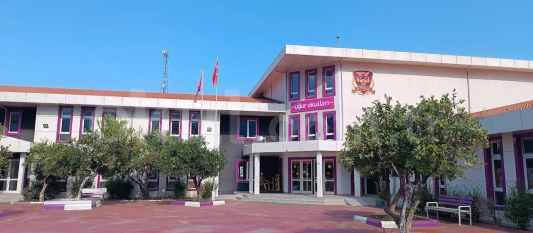 Özel Kemer Uğur Okulları Ortaokulu - 1