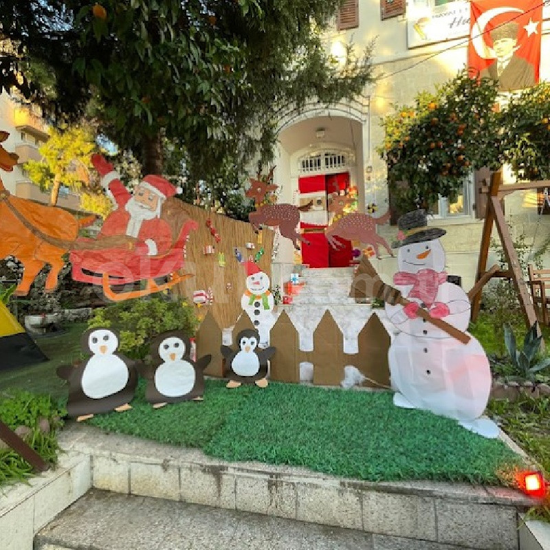 Özel Buca Bahçeli Köşk Montessori Anaokulu - 4