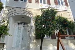 Özel Buca Bahçeli Köşk Montessori Anaokulu