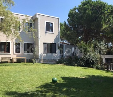 Özel Düşünür Koleji Anaokulu Çekmeköy 2 Kampüsü