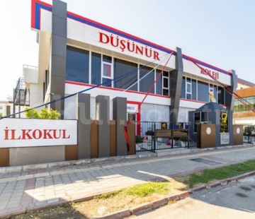 Özel Lara Düşünür Koleji İlkokulu