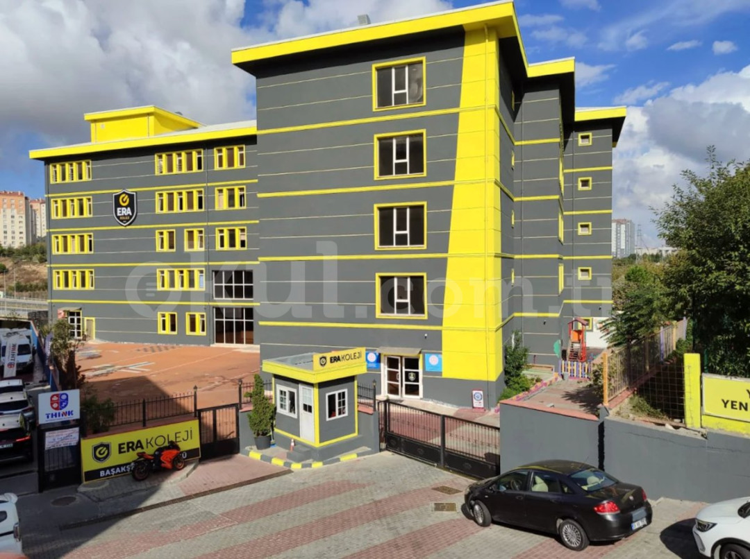 Özel Başakşehir Era Koleji Anadolu Lisesi - 1