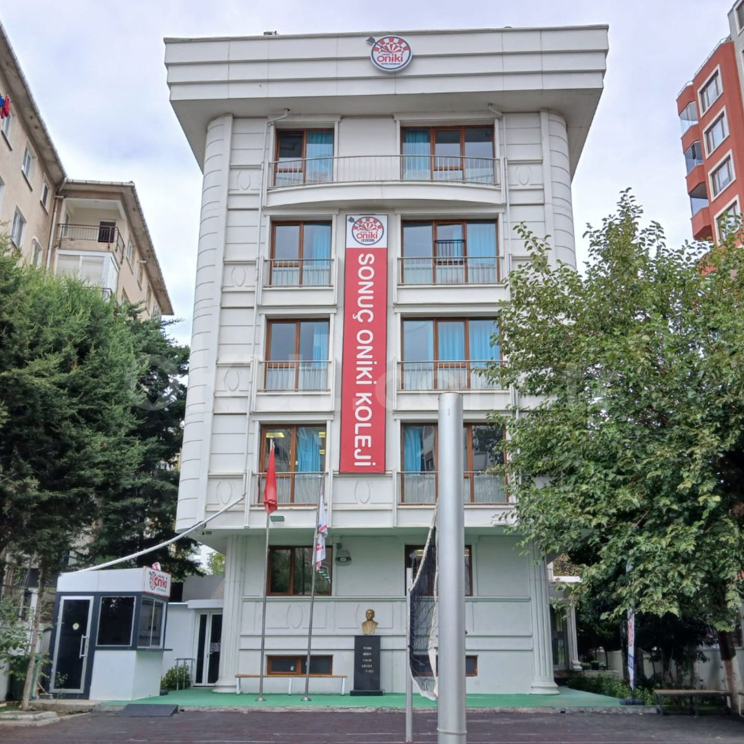 Özel Maltepe Sonuç Oniki Koleji Anadolu Lisesi