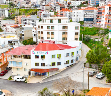 Özel Bornova Erkan Evren Lale Bahçesi Anaokulu