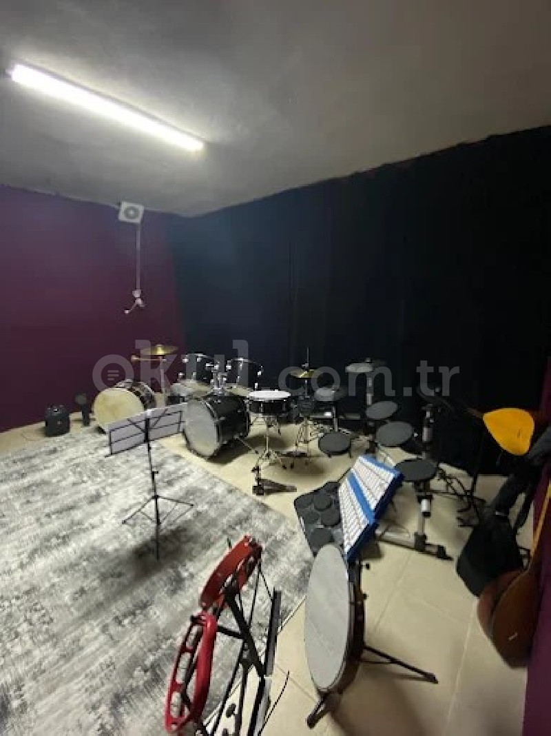Özel Menderes Minik Sanatçılar Anaokulu - 4