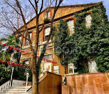 Özel Taş Koleji Ortaokulu