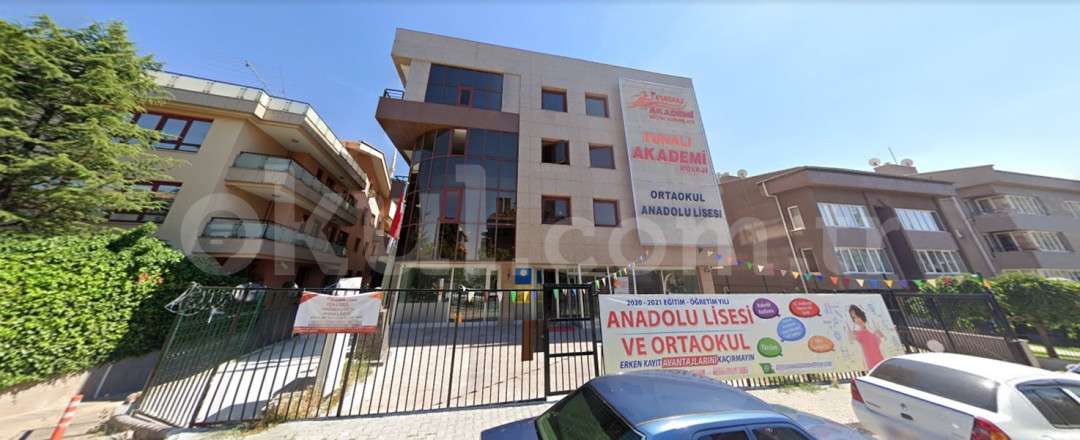 Özel Çankaya Tunalı Akademi Koleji Ortaokulu