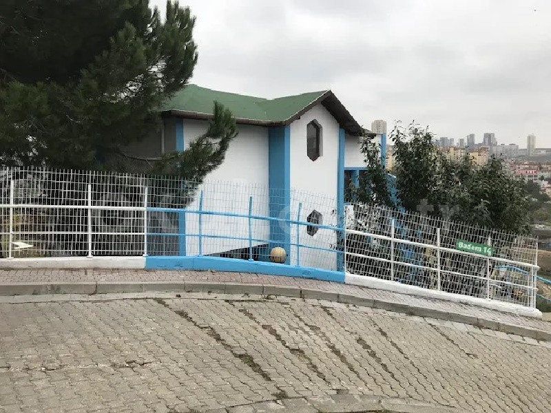 Özel Bahçeşehir Badem Şekeri Kindergarten Anaokulu - 2