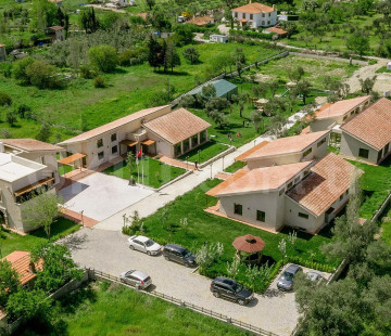 Özel Bademler Köyü Koleji Montessori Anaokulu