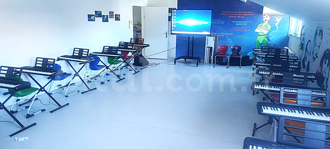 Özel Kadıköy Anadolu Lisesi Eğitim Vakfı KALEV Çekmeköy Anadolu Lisesi - 4