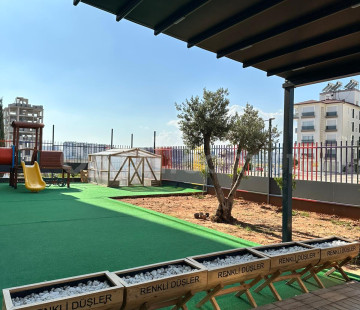 Özel Kepez Renkli Düşler Anaokulu