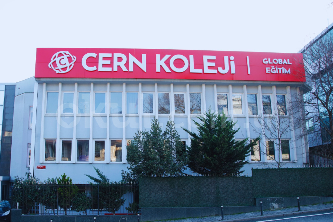 Özel Çamlıca Cern Koleji Anadolu Lisesi