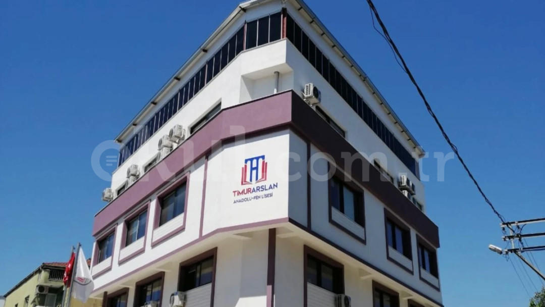 Özel Timur Arslan Ortaokulu - 1
