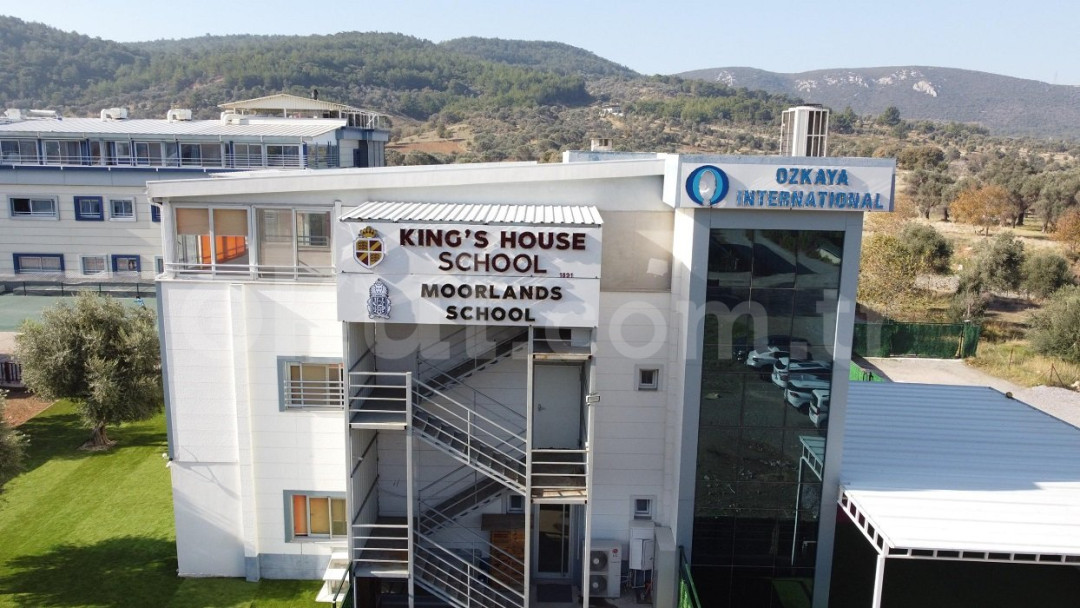 Özel Güzelbahçe Oğuzhan Özkaya Ortaokulu - 1