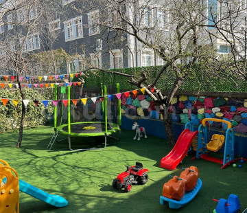 Özel Parlayan Yıldızlar Anaokulu