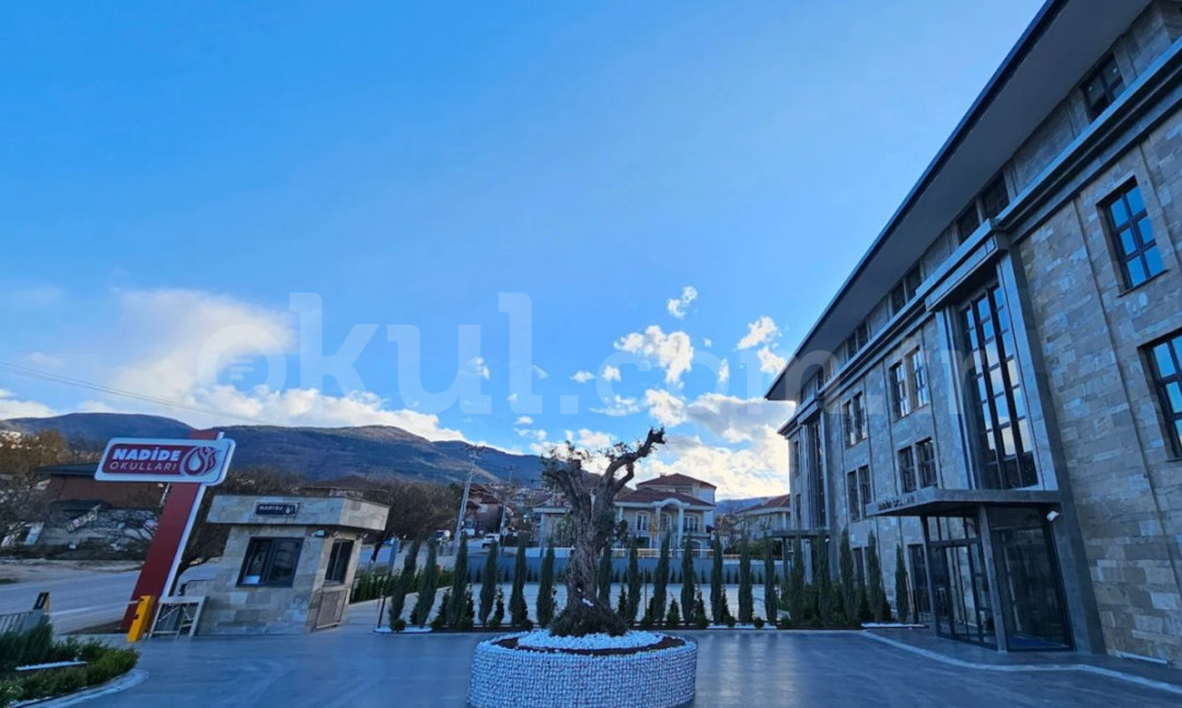 Özel Nadide Okulları Erkek Anadolu Lisesi - 2