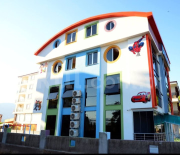 Özel Azra Kreş ve Gündüz Bakımevi