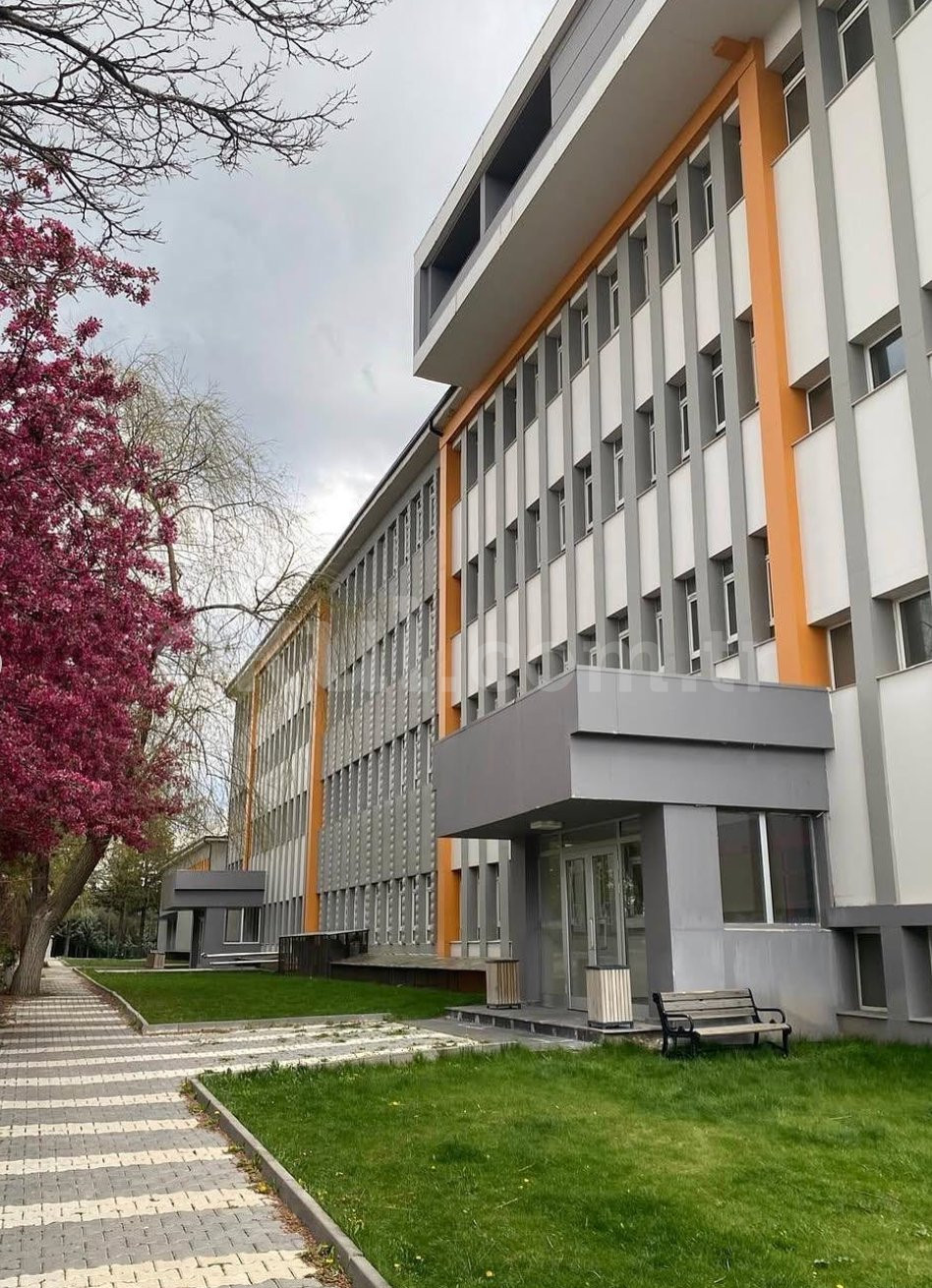 Özel İstanbul Lider Koleji Ankara Ortaokulu - 1