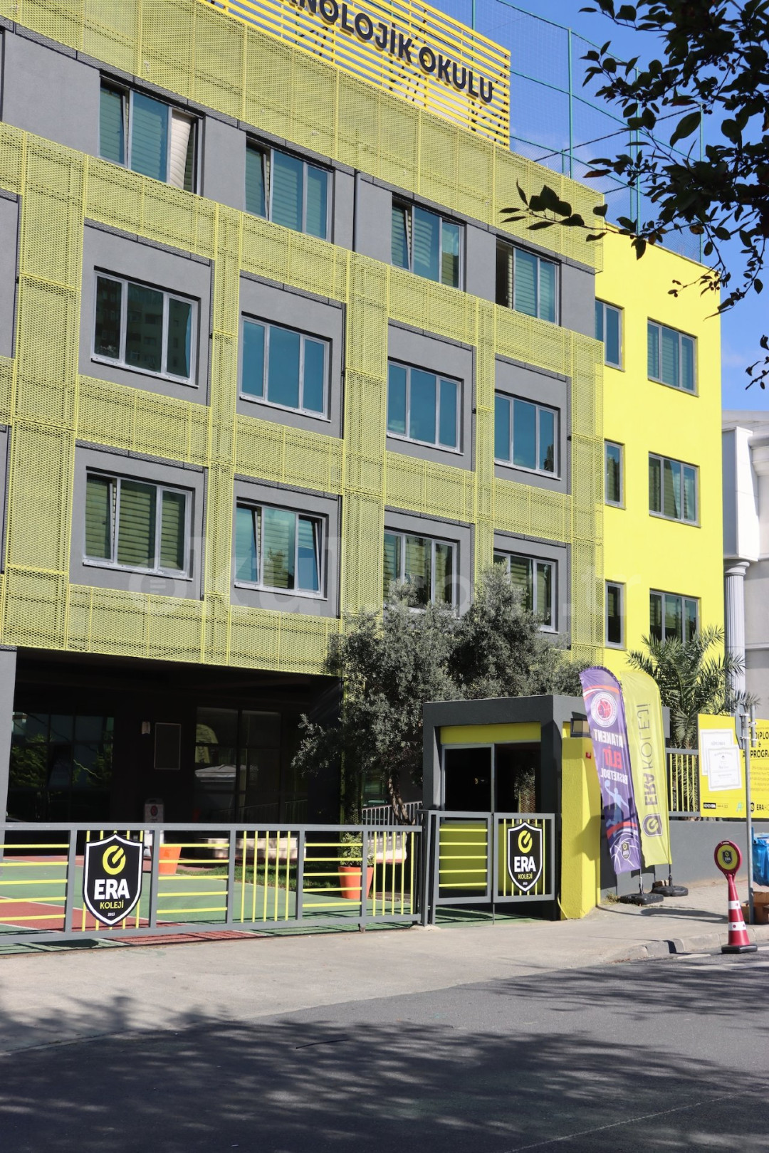 Özel Halkalı ERA Koleji Anadolu Lisesi - 12