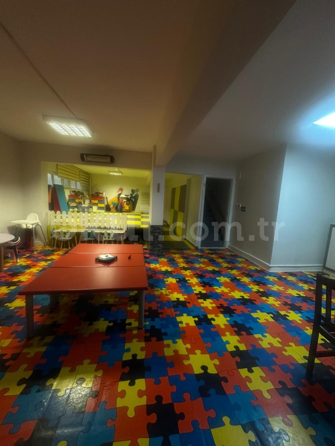 Özel Minik İzler Gündüz Bakımevi - 16