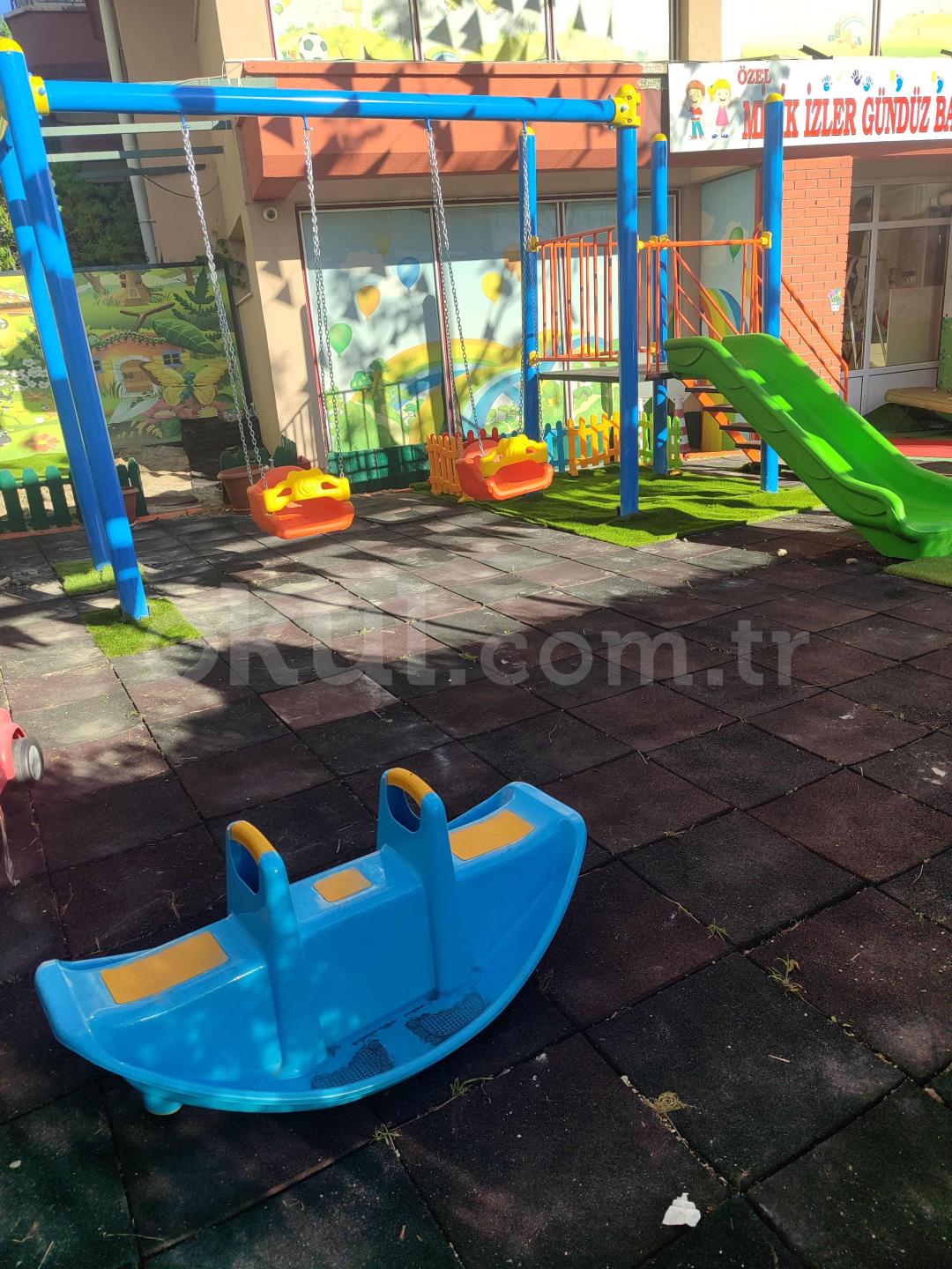 Özel Minik İzler Gündüz Bakımevi - 24