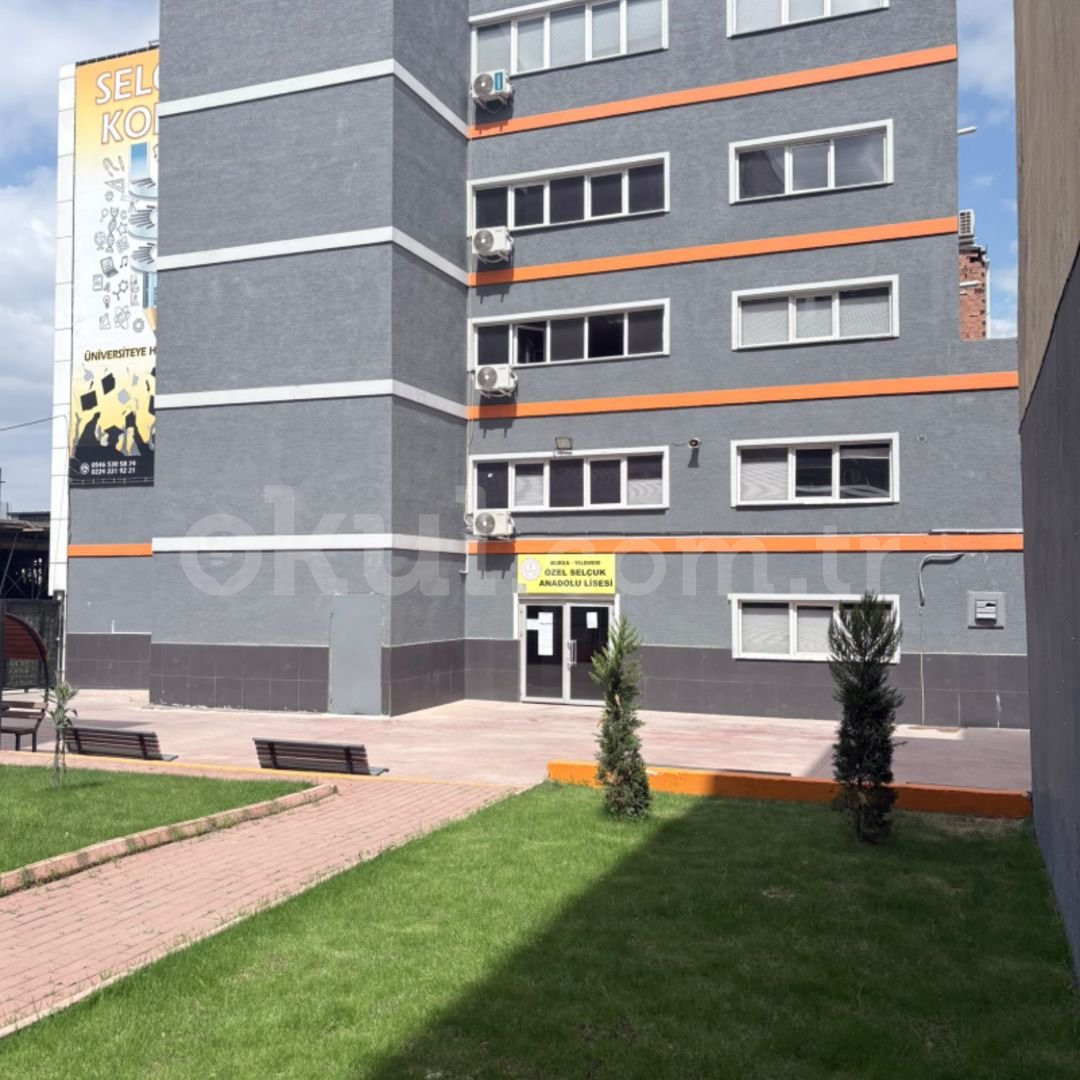 Özel Selçuk Anadolu Lisesi - 2