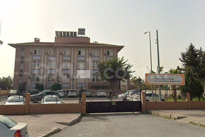 Akdeniz Borsa İstanbul Mesleki ve Teknik Anadolu Lisesi - 2