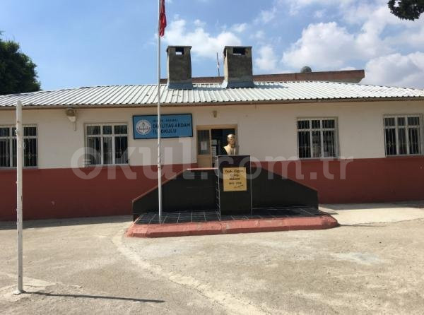 Dikilitaş Akdam İlkokulu