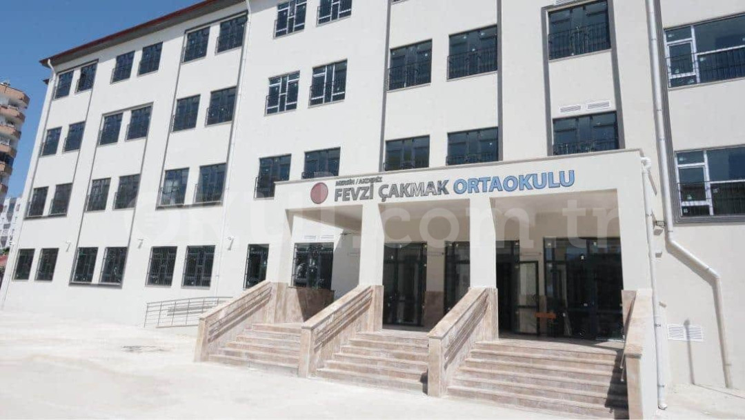 Mersin Fevzi Çakmak Ortaokulu - 1