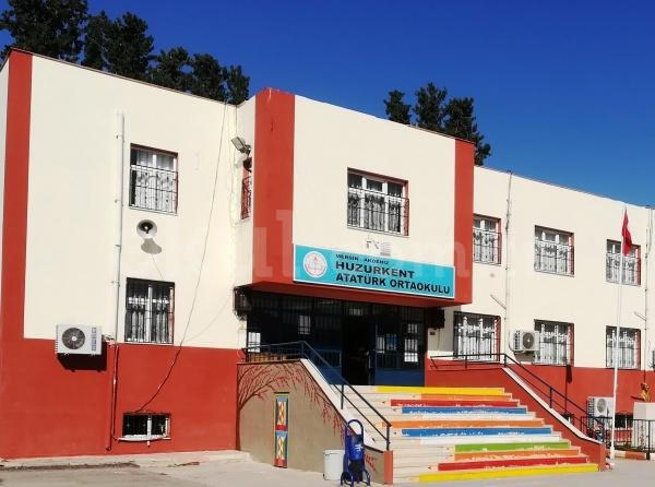 Huzurkent Atatürk Ortaokulu