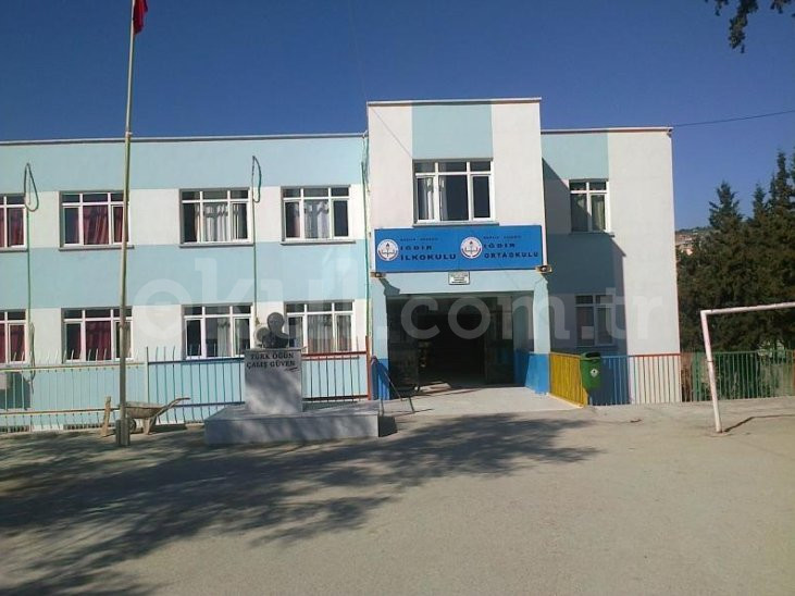 Mersin Iğdır Ortaokulu