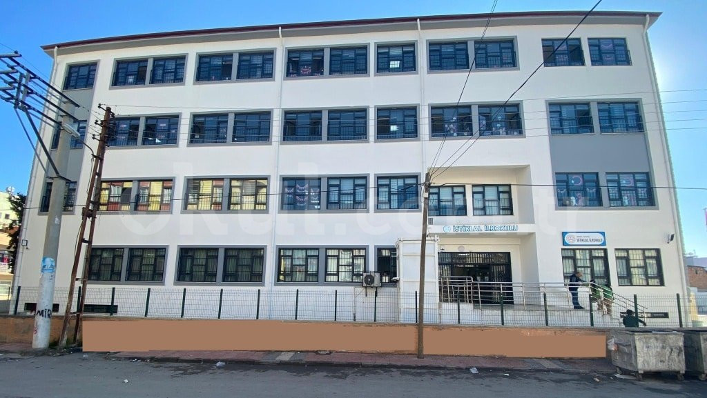 Akdeniz İstiklal İlkokulu - 5