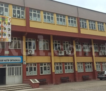 Mehmet Dağlı İmam Hatip Ortaokulu