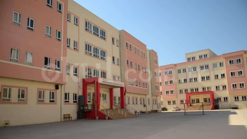 Mersin Anadolu İmam Hatip Lisesi - 1