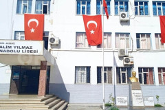 Salim Yılmaz Anadolu Lisesi