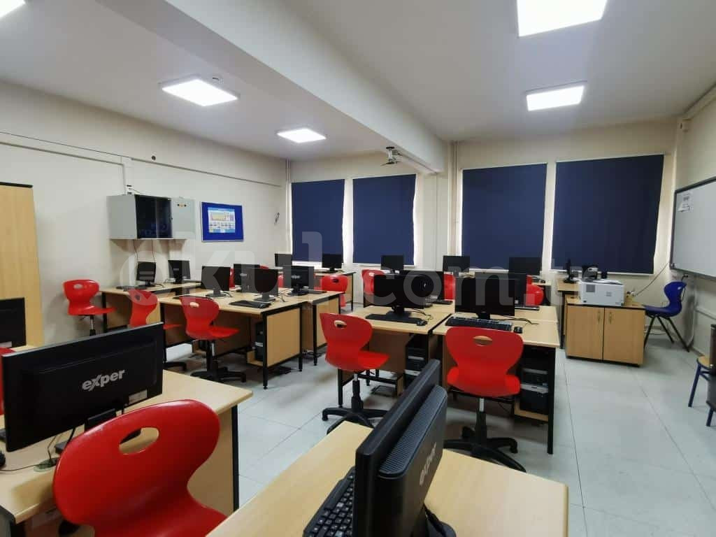 Şehit Haşim Başarır Ortaokulu - 11