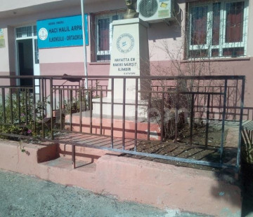 Hacıhalil Arpaç Ortaokulu