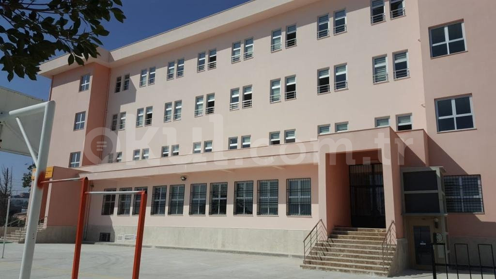 Prof. Dr. Nebi Bozkurt Kız Anadolu İmam Hatip Lisesi - 2