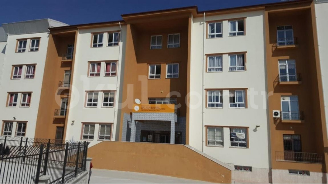 Prof. Dr. Nebi Bozkurt Kız Anadolu İmam Hatip Lisesi - 1