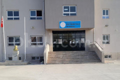 Şehit Mehmet Kalle Ortaokulu
