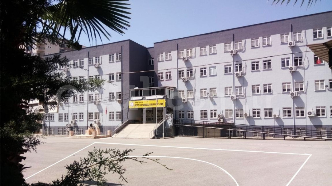 Mezitli Kız Anadolu İmam Hatip Lisesi