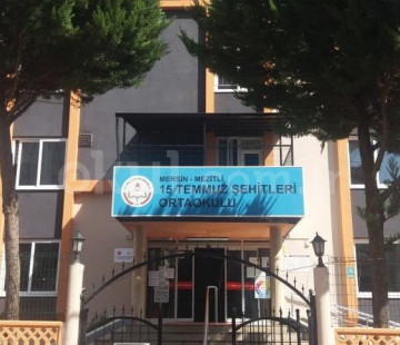 Mezitli 15 Temmuz Şehitleri Ortaokulu