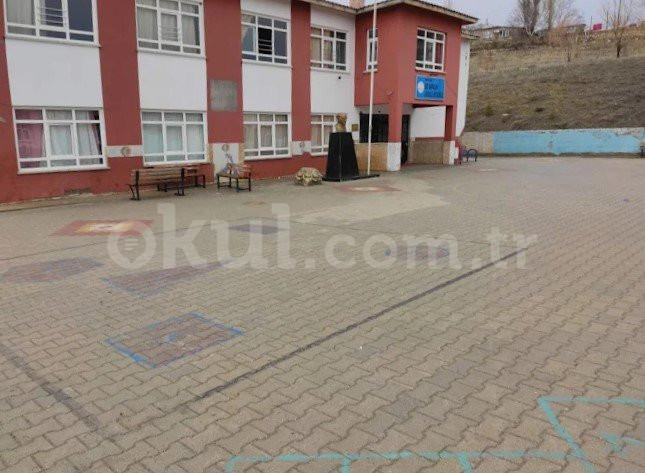Ere Dağpazarı Ortaokulu