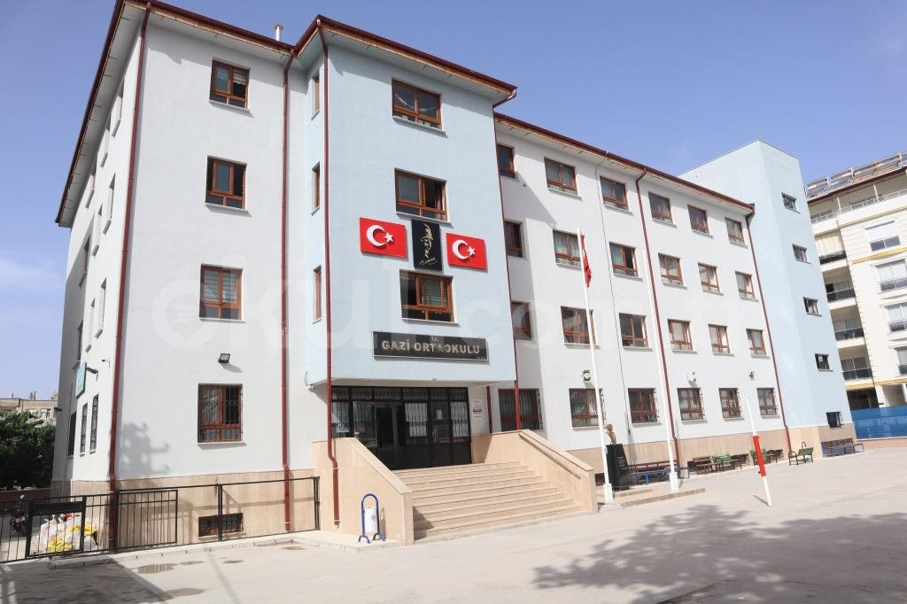 Mut Gazi Ortaokulu - 2
