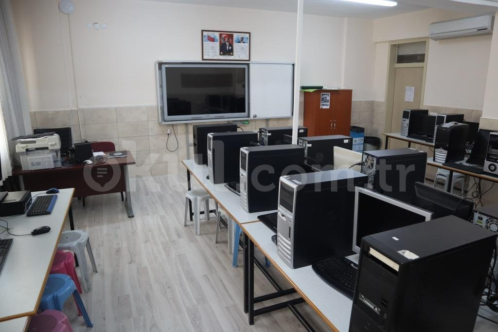 Mut Gazi Ortaokulu - 13